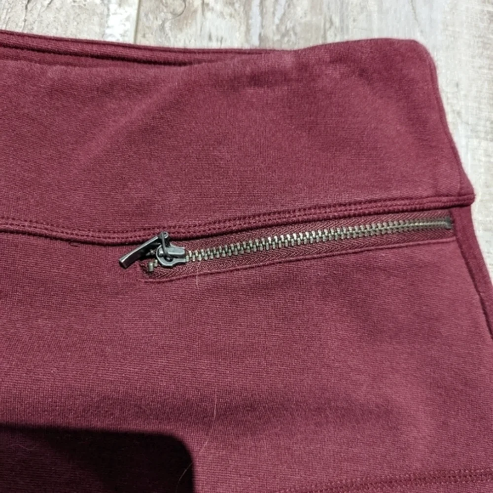 Athleta starta skirt knitted size m burgundy red‎